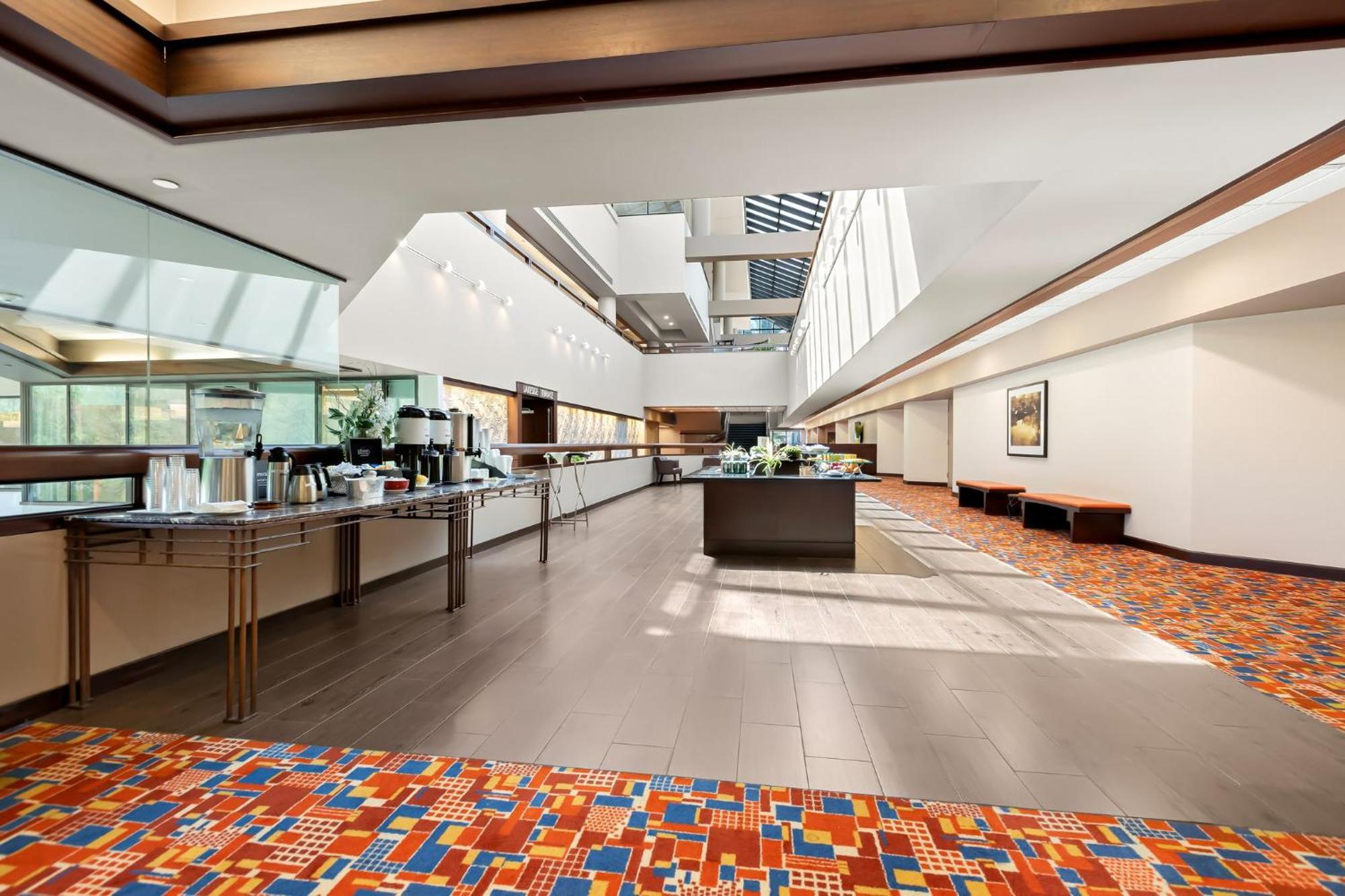 Crowne Plaza Princeton - Conference Center By Ihg Exterior foto